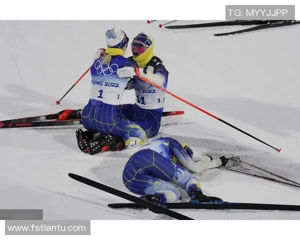 中国足球明星的辉煌历程与成就解析让我们一起回顾他们的精彩瞬间